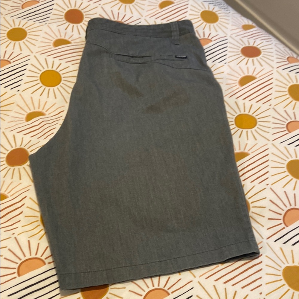 Volcom Gray Flat Front Shorts Classic Tailored Design